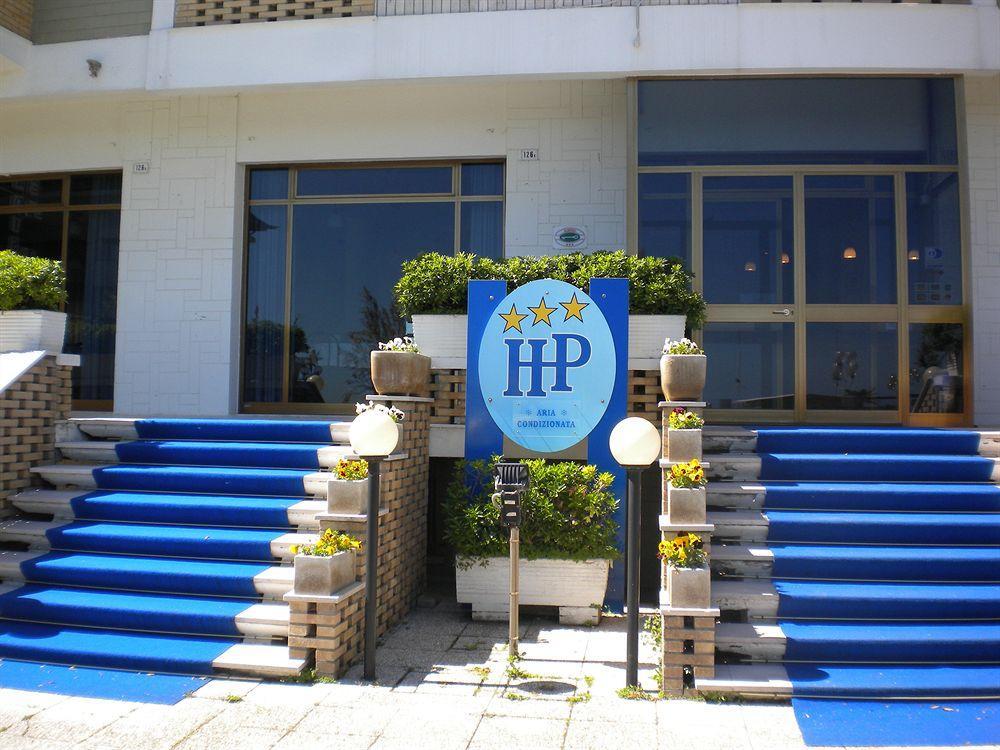 Hotel Paradise Fano Exteriér fotografie